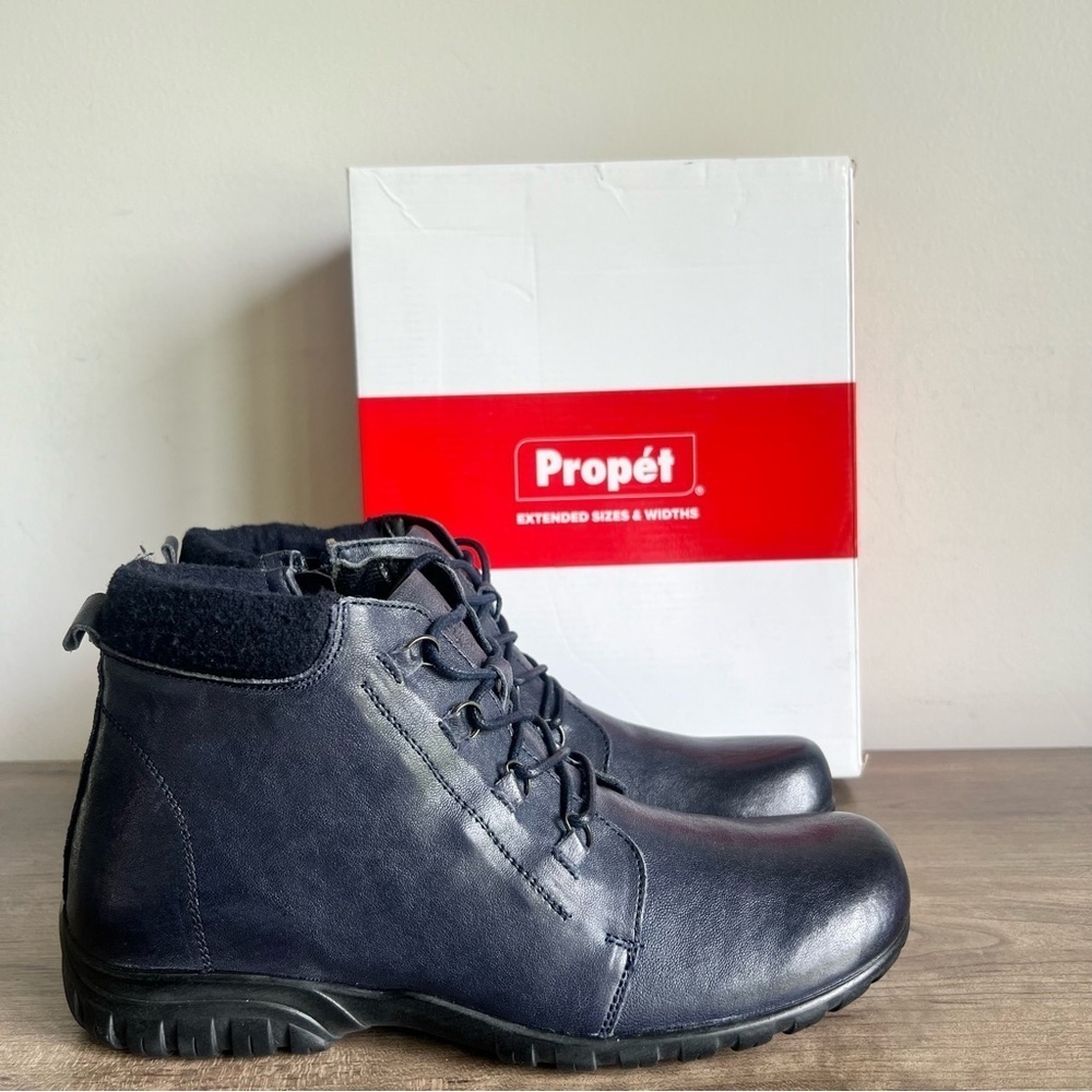 Propet Delaney Women's Navy Leather WP Ankle Boot Size 9.5 Narrow (AA) #B1526